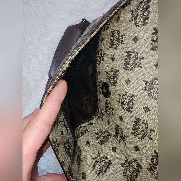 MCM VISETOS Brown Crossbody Bag - Picture 9 of 15